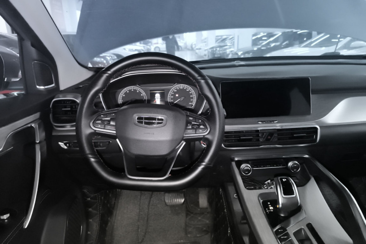 GEELY Coolray 2019 car image #15