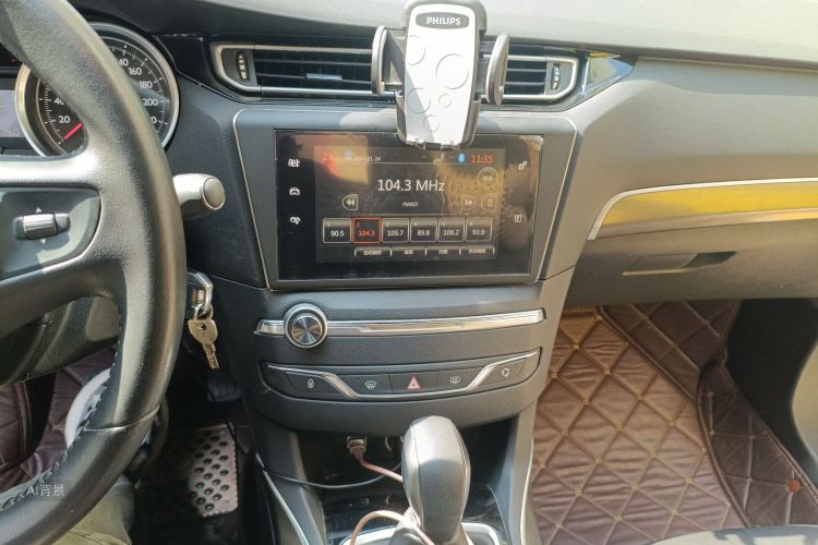 Peugeot 408 2018 car image #15