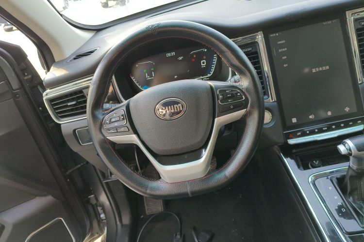 SWM斯威汽车 SWM斯威G05 2020 汽车图片 #15