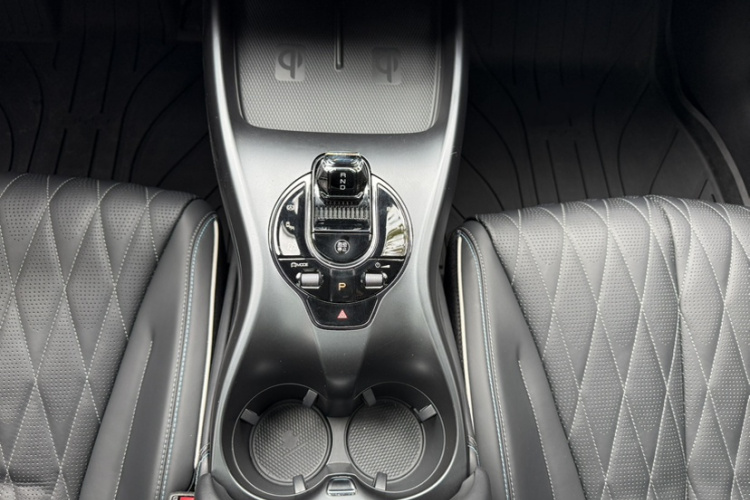 BYD Seal 2023 #15 BYD Seal 2023 immagine di auto #15