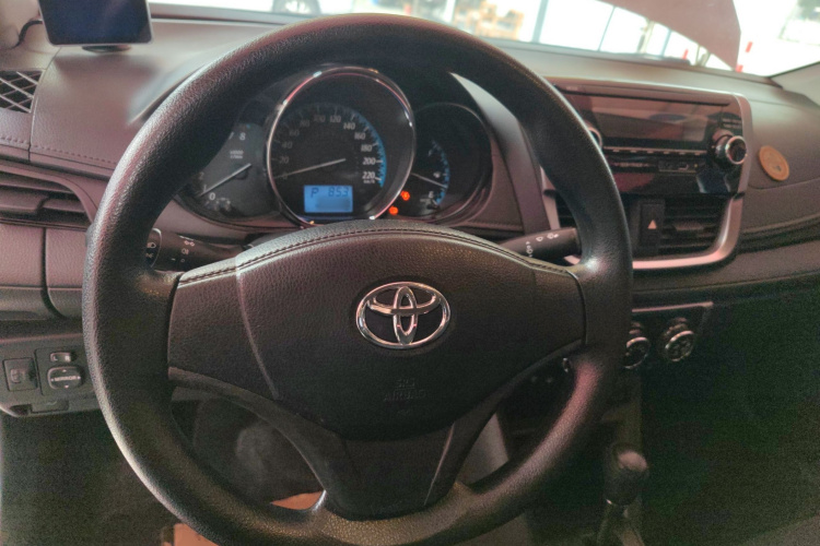 Toyota Yaris L Zhixiang 2018 صورة سيارة #15