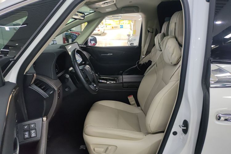 Toyota Vellfire 2024 car image #15