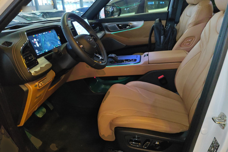 GAC Trumpchi ES9 2023 car image #15