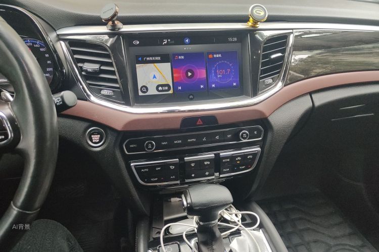 GAC Trumpchi GS8 2017 car image #15