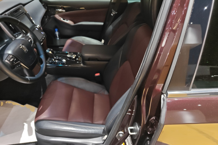 丰田 皇冠 2018 汽车图片 #15