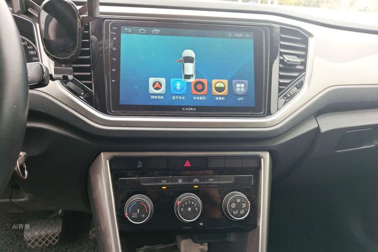 T-Roc 2018 car image #15
