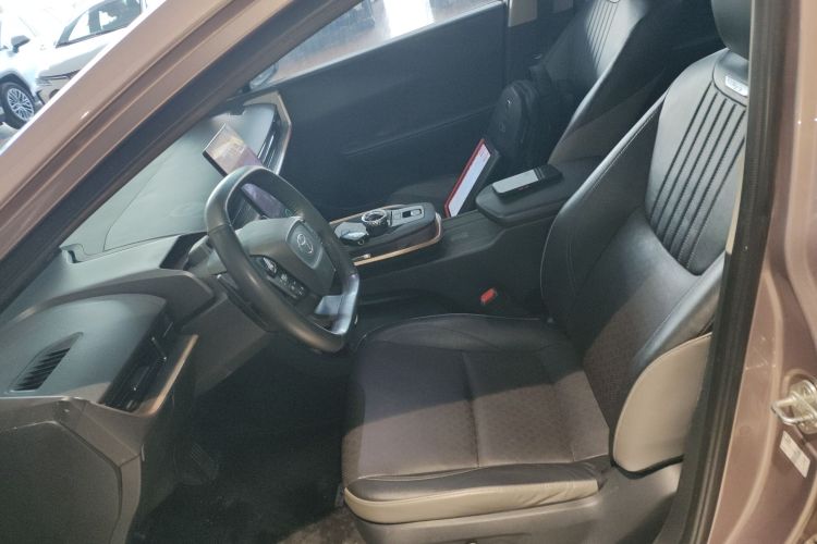 Toyota bZ3 2023 immagine di auto #15