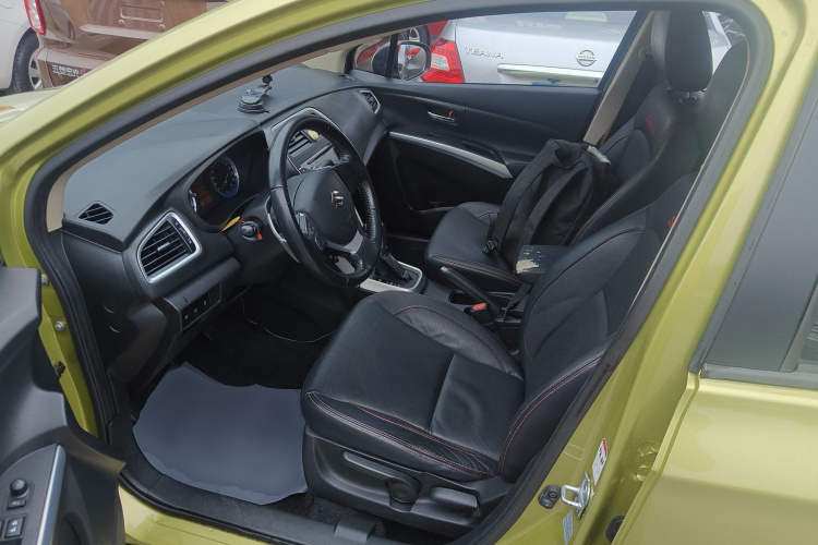 Suzuki S-Cross 2014 صورة سيارة #15