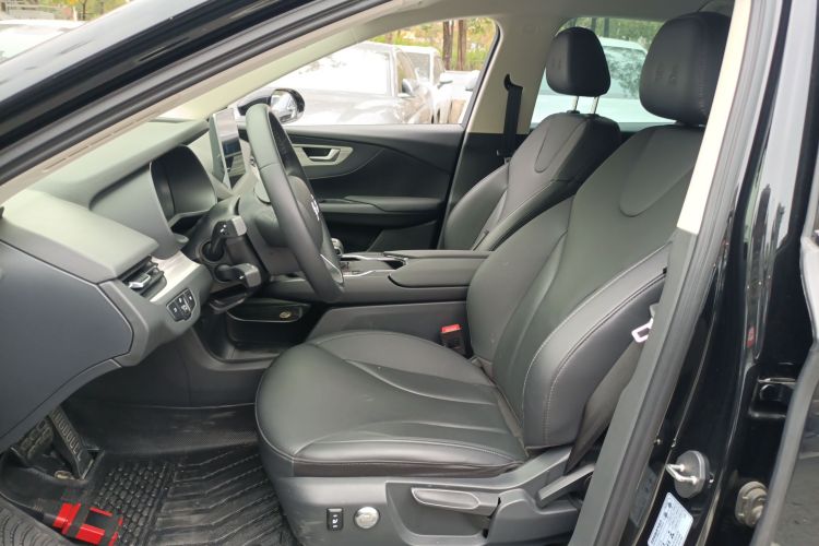 HongQi E-QM5 2024 #15 HongQi E-QM5 2024 car image #15