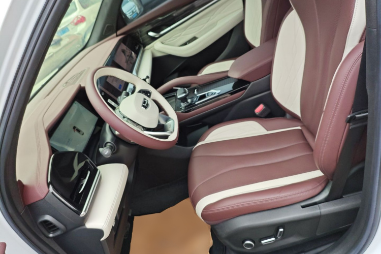 GEELY Monjaro 2023 #15 GEELY Monjaro 2023 car image #15