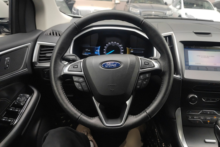 Ford Edge 2018 #15 Ford Edge 2018 صورة سيارة #15