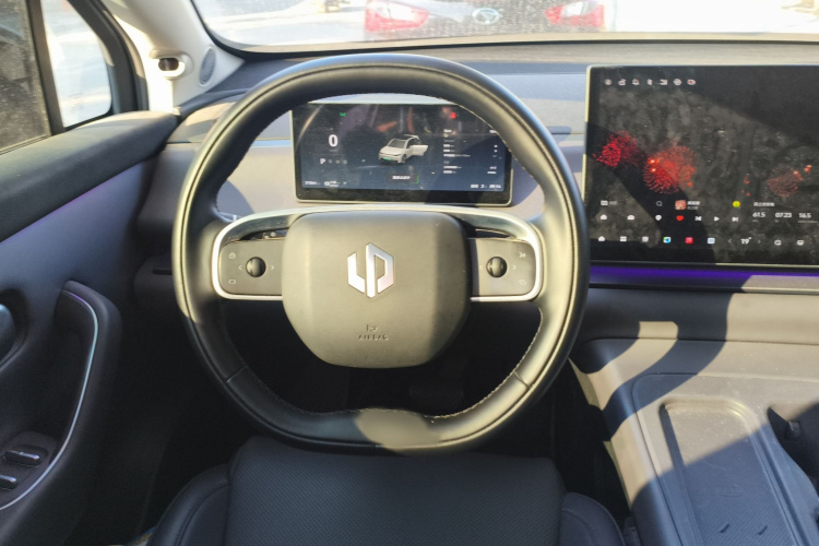 零跑汽车 零跑C10 2024 汽车图片 #15