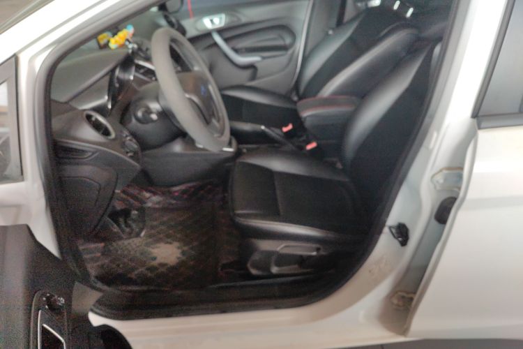 Ford Fiesta 2015 car image #15