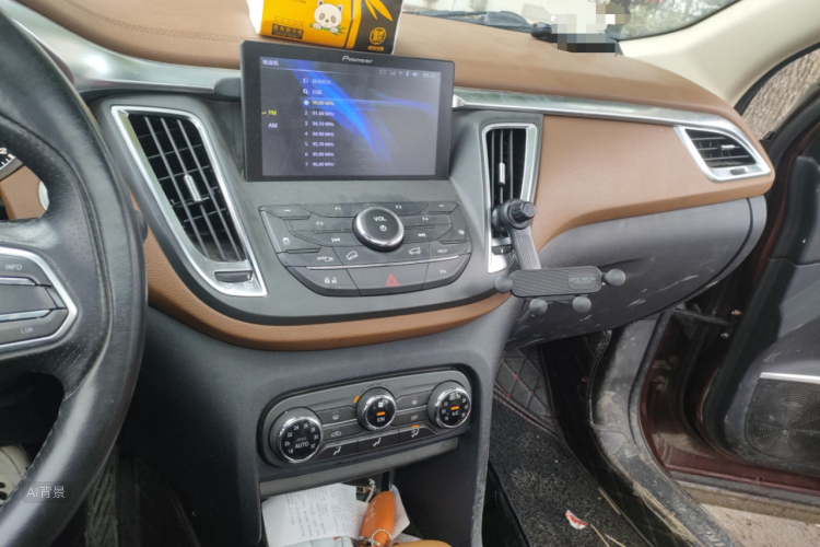 Soueast DX7 2017 #15 Soueast DX7 2017 car image #15