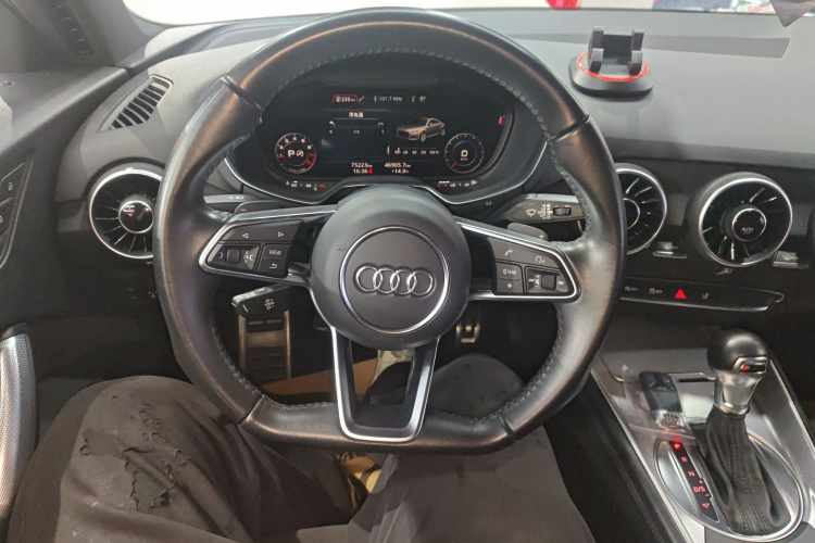 Audi TT 2017 #15 Audi TT 2017 car image #15