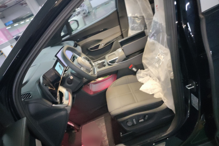 HongQi TianGong 08 2025 car image #15