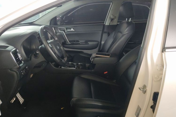 Kia KX5 2018 immagine di auto #15