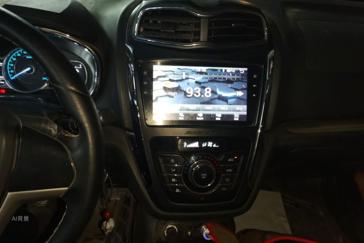 SWM X3 2018 imagen de coche #15