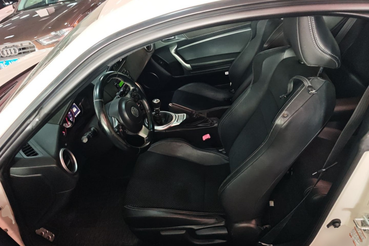 Toyota 86 2018 immagine di auto #15