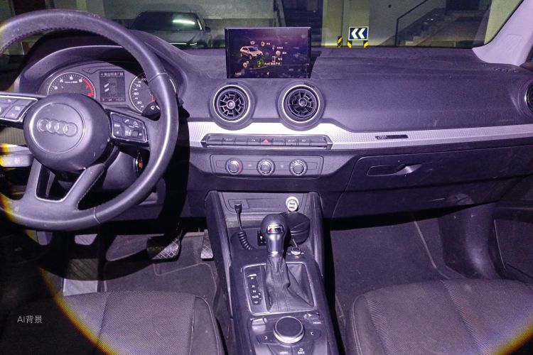 Q2L 2021 car image #15