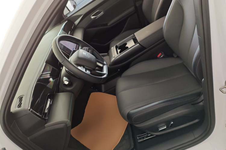 BYD Qin L 2025 car image #15