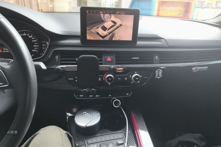 Audi A4L 2019 car image #15