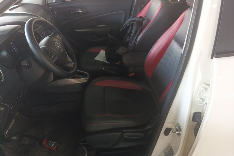 Changan CS15 2017 immagine di auto #15