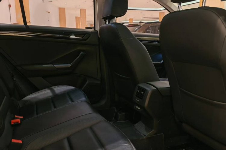 T-Roc 2019 #15 T-Roc 2019 car image #15