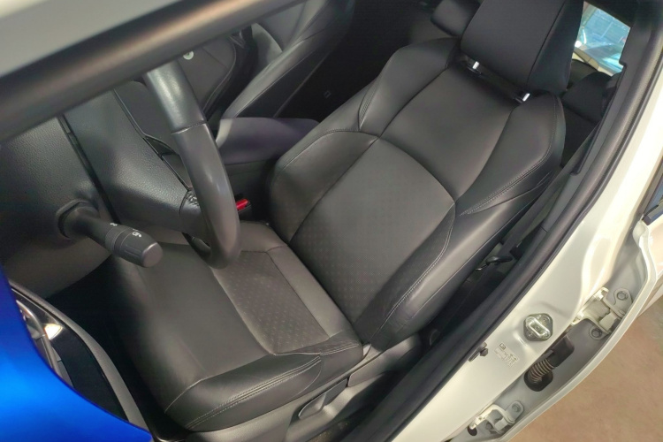 Toyota Izoa E 2022 imagem de carro #15