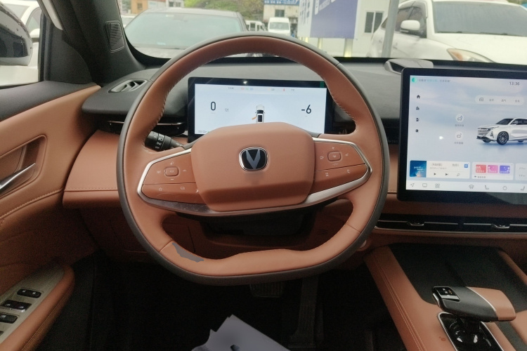 Changan UNI-Z PHEV 2024 #15 Changan UNI-Z PHEV 2024 car image #15