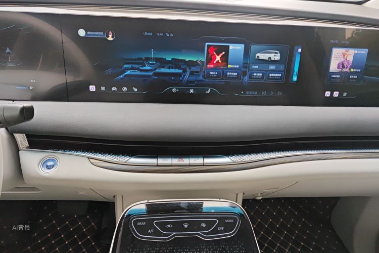 Forthing V9 2025 car image #15