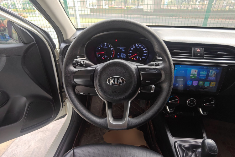 起亚 起亚K2 2017 汽车图片 #15