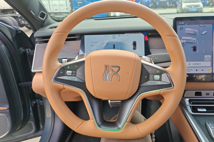 BYD HanL 2025 car image #15