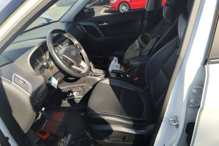 Hyundai ix25 2019 car image #15
