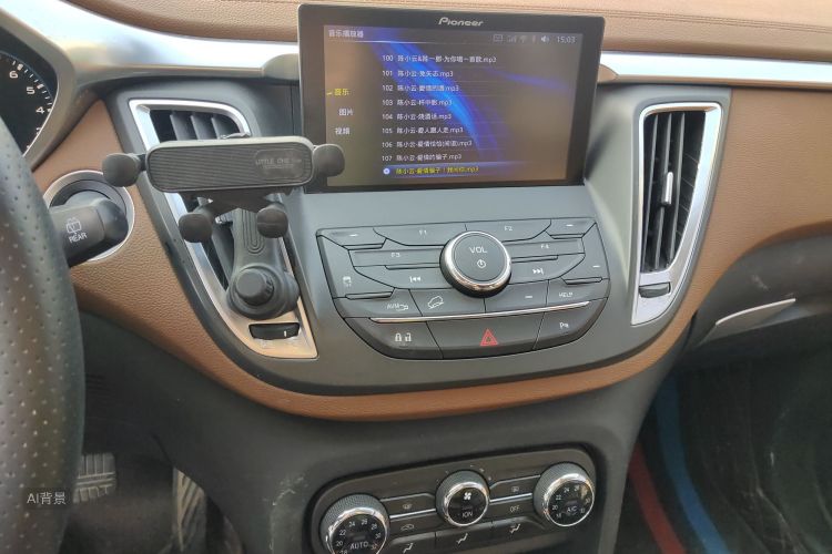 Soueast DX7 2017 #15 Soueast DX7 2017 car image #15