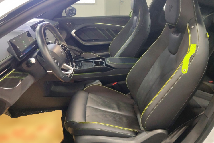 哪吒汽车 哪吒GT 2023 #15 哪吒汽车 哪吒GT 2023 汽车图片 #15