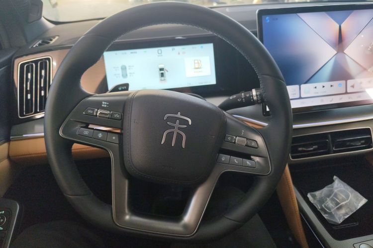 BYD SongL DM-i 2025 car image #15