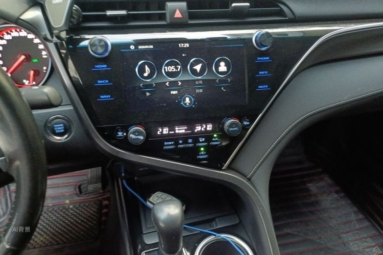 Toyota Camry 2020 car image #15