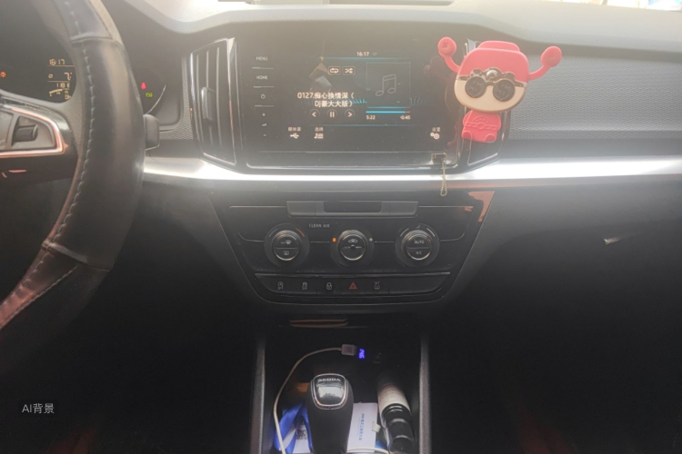Skoda Kamiq 2021 car image #15