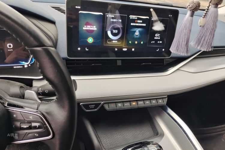 GEELY Preface 2020 car image #15