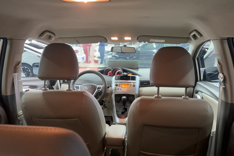 Toyota Verso 2019 #15 Toyota Verso 2019 imagen de coche #15