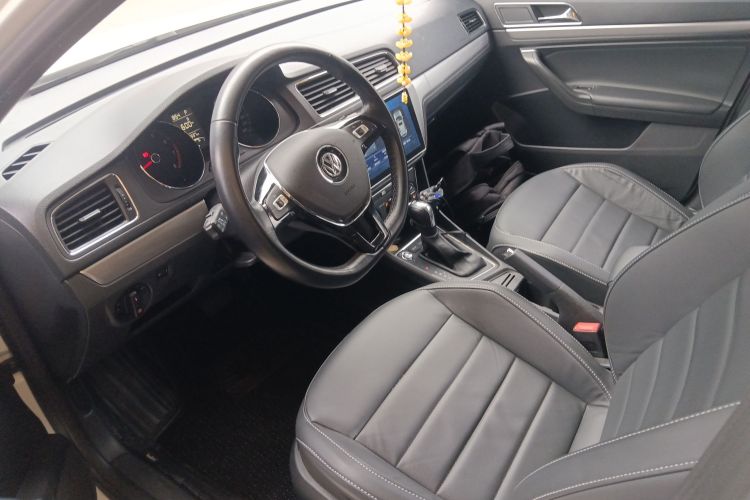 Volkswagen Lavida 2018 #15 Volkswagen Lavida 2018 car image #15