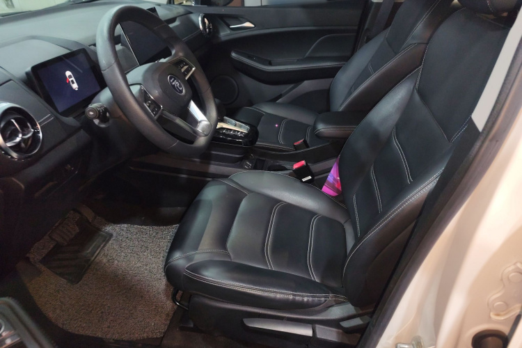 BYD Yuan New Energy 2021 car image #15