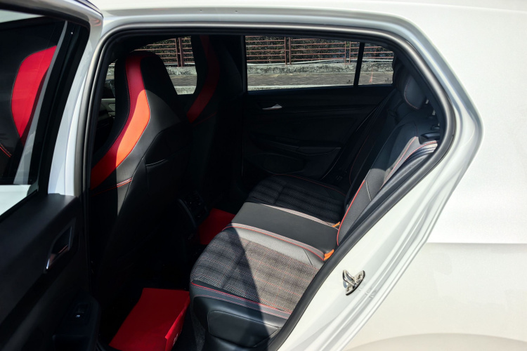 Volkswagen GolfGTI 2023 #15 Volkswagen GolfGTI 2023 car image #15