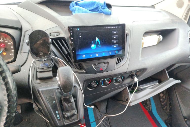 Ford Transit 2020 car image #15