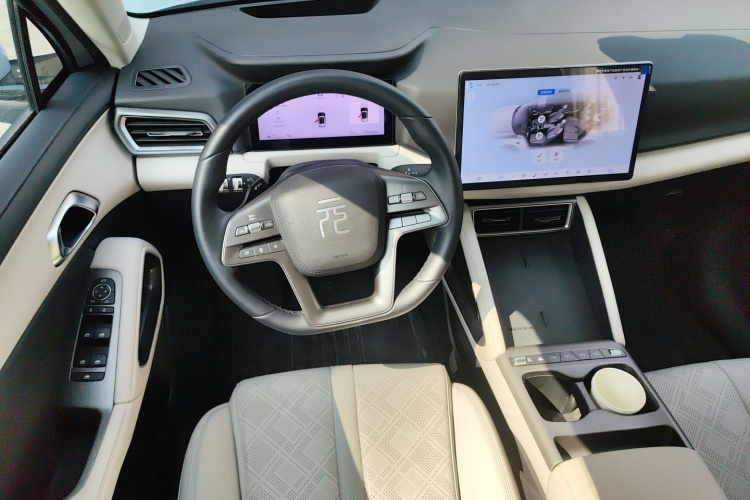 BYD YuanUP 2025 car image #15