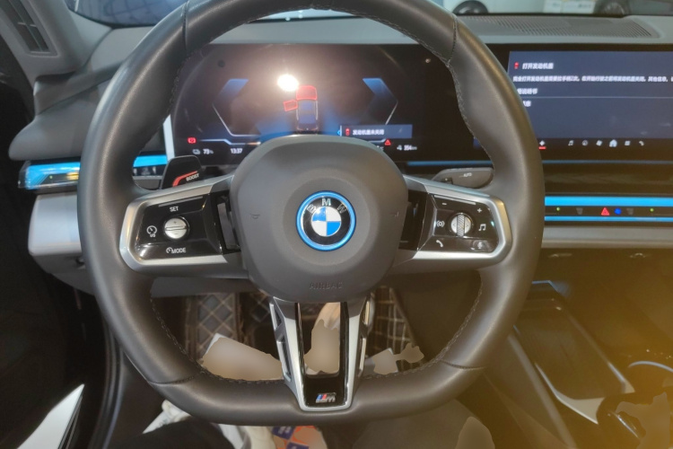 BMW i5 2024 car image #15