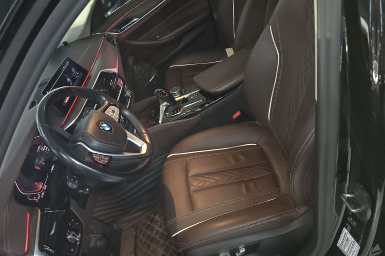 BMW 5 Series 2020 #15 BMW 5 Series 2020 car image #15