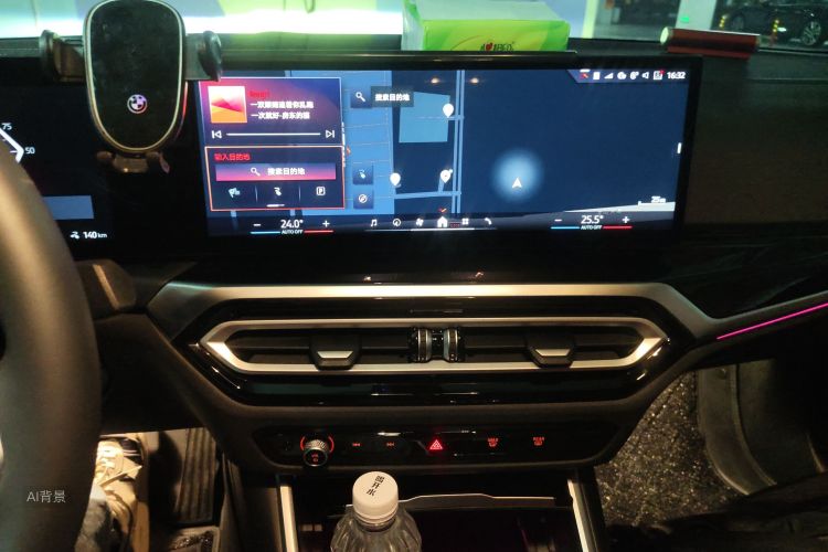 BMW i3 2024 car image #15