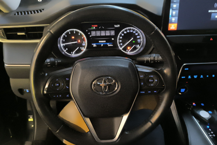 Toyota Harrier 2022 immagine di auto #15